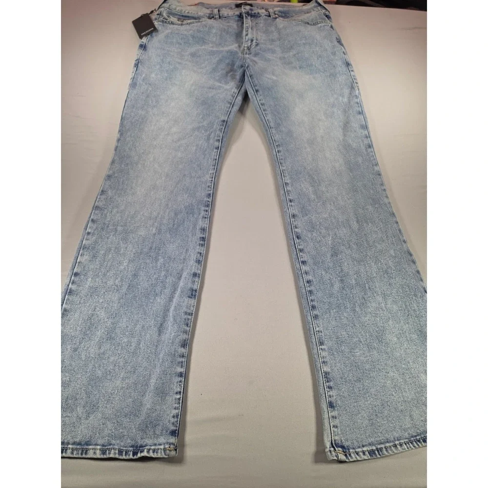 True Religion Billy Relaxed Bootcut Jeans Mens 36x33.5 Light Riviera Wash 701008
